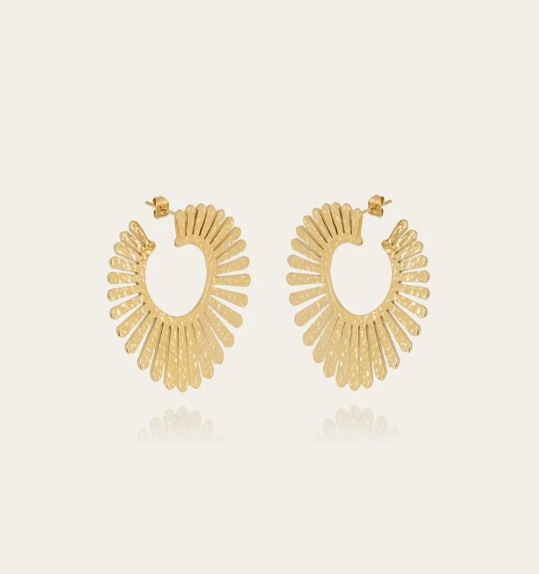 Orecchini Sole ZAG Bijoux in acciaio dorato martellato