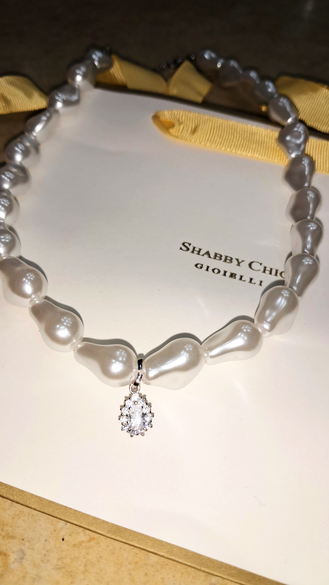 Collana Holiday