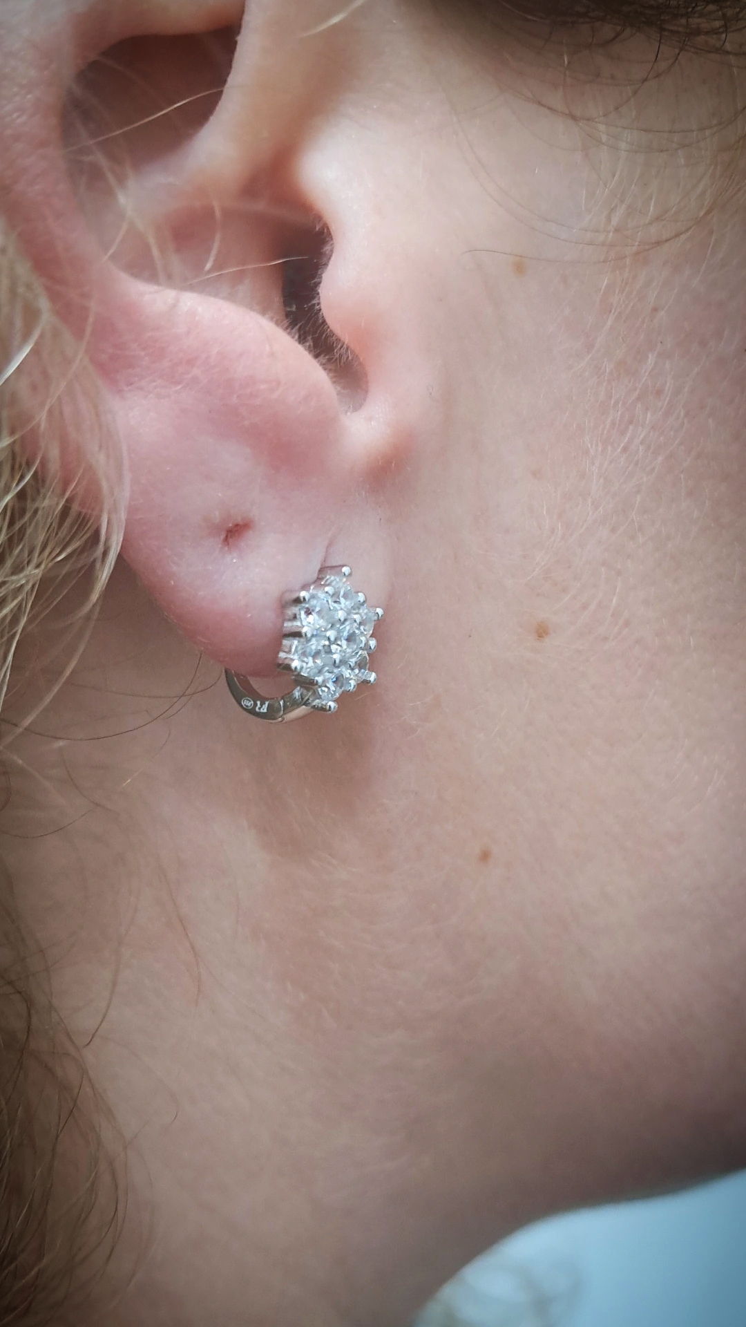 Orecchini toppa magic