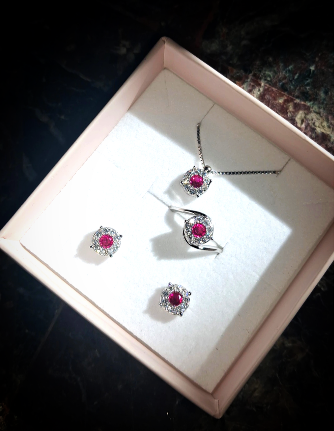 Orecchini magic ruby